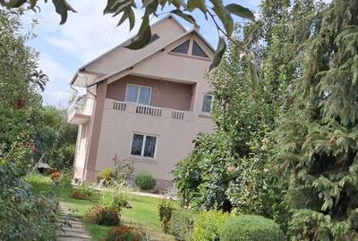Casă cu 5 camere cu Teren 1400 Mp în Mărăcineni - 1