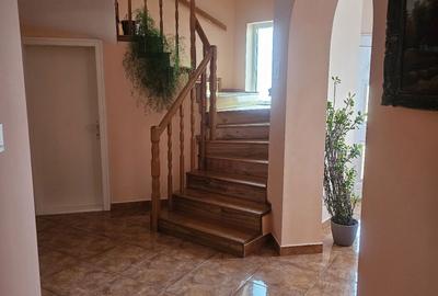 Casă cu 4 camere în Exterior Vest - 5