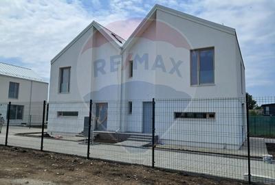 Duplex cu 4 camere cu Teren 250 Mp în Nord - 16