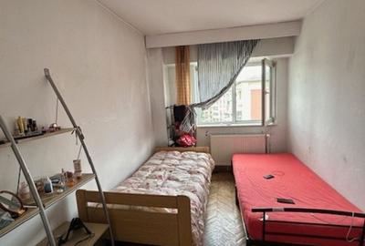 TRAIAN (ZONA URSUS) 4camere decomandat etaj4 cu acoperis ! - 6