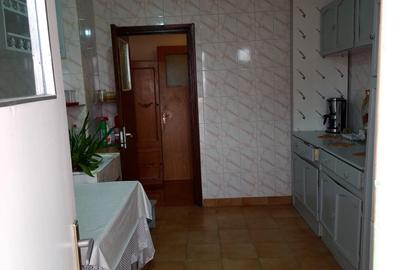 Apartament cu 2 camere decomandat în Găvana 3 - 11