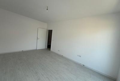 Apartament cu 3 camere decomandat în Girocului - 3