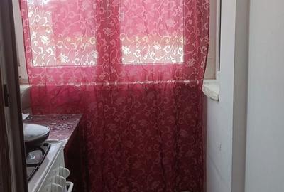 Garsonieră în Ostroveni