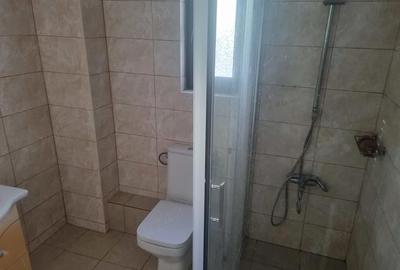 Casă cu 2 camere cu Teren 500 Mp în 1 Decembrie - 1