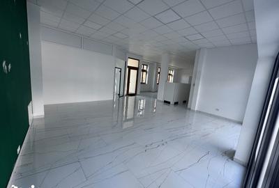 Spațiu comercial, de 115 mp, în Ultracentral - 1