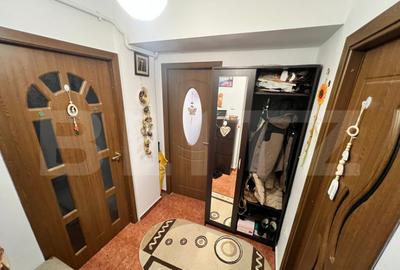 Garsonieră decomandată în Craiovița Nouă