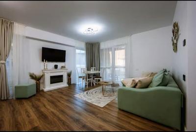 Apartament cu 2 camere semidecomandat, mobilat în Calea Moroieni