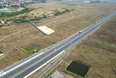 Teren de 3130 mp, în Central - 4