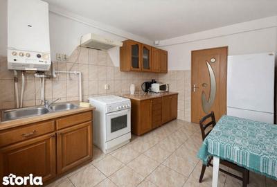 Apartament cu 2 camere decomandat în Unirea - 3