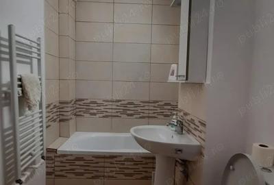 Apartament cu 3 camere decomandat în Central - 2