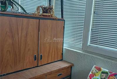 Apartament cu 3 camere semidecomandat în Giurgiului - 15