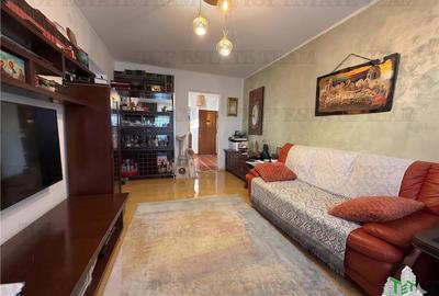 Apartament cu 3 camere semidecomandat, mobilat în Crângași - 9