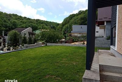 Casă cu 5 camere cu Teren 997 Mp în Bascov - 8