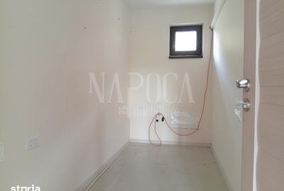 Casă cu 5 camere cu Teren 664 Mp în Central