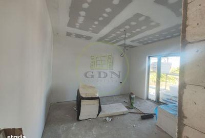 Casă cu 4 camere în Central - 3
