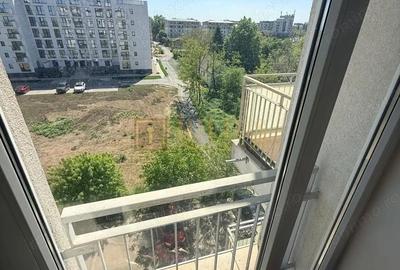 Apartament cu 3 camere semidecomandat în Aradului - 2