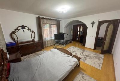 Casa Focsani, zona LIDL centru-str Alecu Russo, 485 mp teren ,casa P+1+M - 11