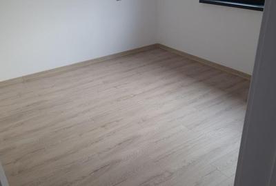 Casă cu 4 camere cu Teren 530 Mp în Central - 2