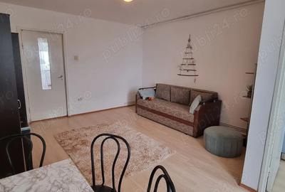 Garsonieră decomandată în Planete - 8