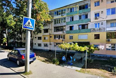 Apartament cu 2 camere semidecomandat în Orșova - 1