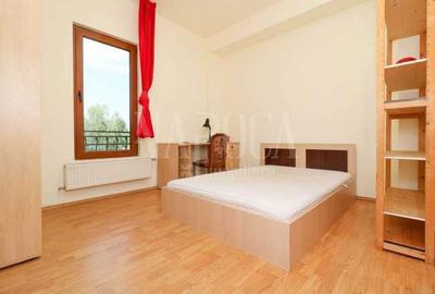 Apartament cu 3 camere semidecomandat în Central - 6