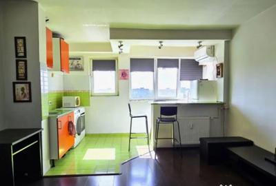 Garsonieră în Titan - 7