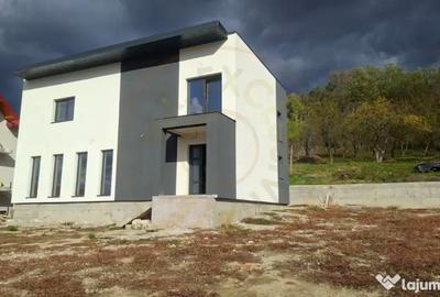 Casă cu 4 camere cu Canalizare în Băiculești - 8