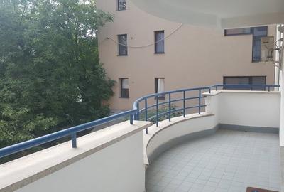 Apartament cu 3 camere decomandat în Herăstrău - 12