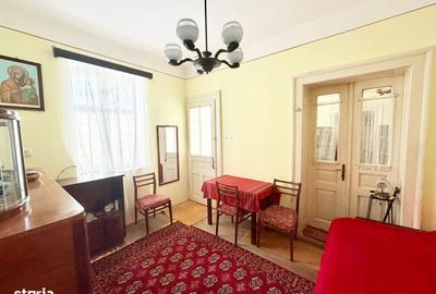 Casă cu 5 camere cu Canalizare în Central - 6