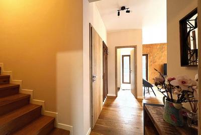 Apartament cu 3 camere semidecomandat, mobilat în Gruia - 8