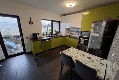 Duplex cu 4 camere cu Canalizare în Florești - 2