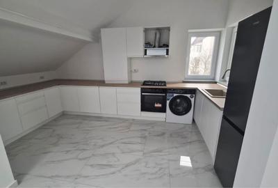 Apartament cu 3 camere decomandat în Central - 6