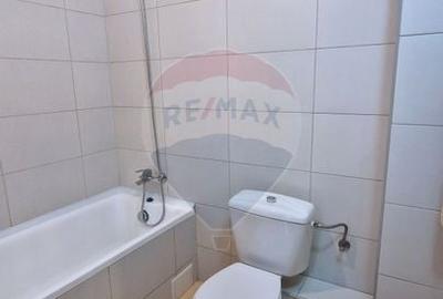 Apartament cu 3 camere semidecomandat în Sud - 13