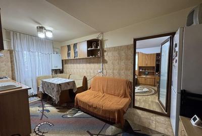 Apartament cu 2 camere semidecomandat în Steaua - 1