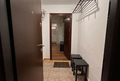 Garsonieră semidecomandată, mobilată în P-ța Universității - 4