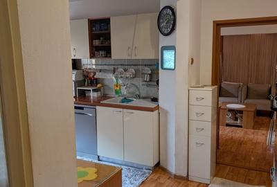 Calea Mosilor, 10 min. metrou Obor, apartament 4 camere transformat in 3 - 5