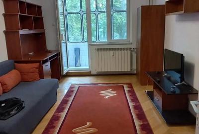 Apartament cu 2 camere decomandat în Tătărași