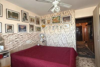 Apartament cu 2 camere decomandat în Far - 18