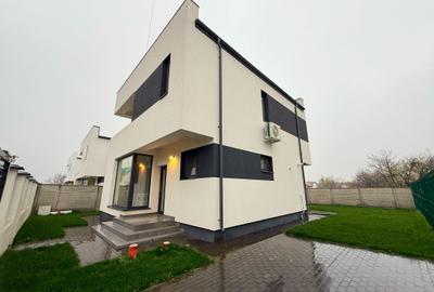 Casă individuală cu 4 camere cu Teren 306 Mp în Berceni