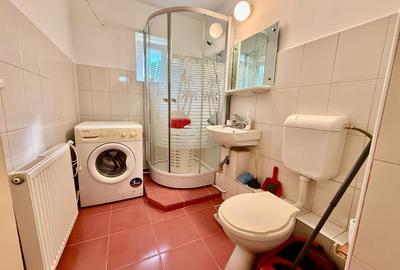 Apartament 2 camere, decomandat, situat Intre Lacuri - 8