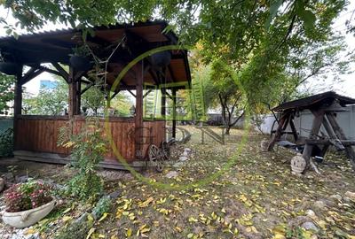 Casă individuală cu 4 camere cu Canalizare în Central - 2