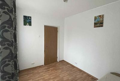 Apartament cu 3 camere decomandat în 1 Mai - 3