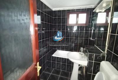 Apartament cu 3 camere decomandat în Central - 1