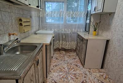 3 camere, Mihai Bravu - 4