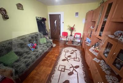 Apartament cu 3 camere decomandat în Minerul - 1