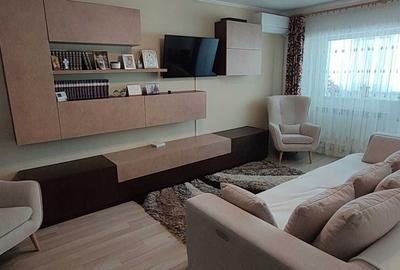 Apartament cu 3 camere decomandat în Tomești - 3