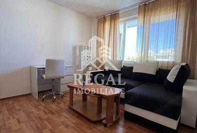 Apartament de inchiriat, 3 camere, Micro 4
