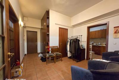 P-ta Victoriei,ap.3 cam,an 1997,dec,suprf.128mp,loc parcare subteran - 12