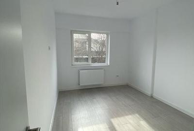 Apartament 3 camere  Mutare Imediata Comision 0% Sector 4 - 6