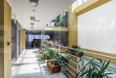 Spațiu comercial, de 1,450 mp, în Ultracentral - 2